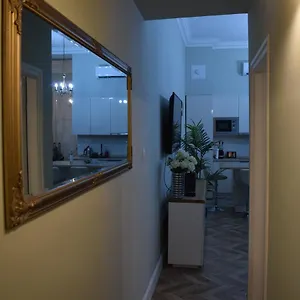 Pj Budapest